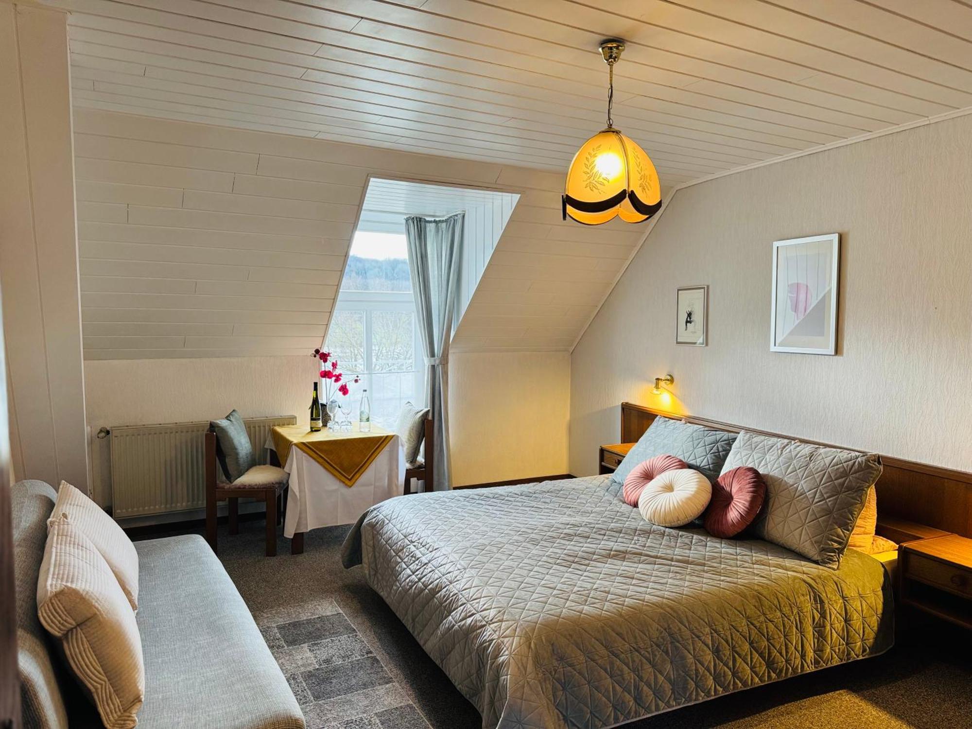 Appartement Historisches Winzerhaus Mit Moselblick Lieser